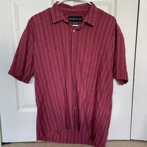Abercrombie & Fitch Men's short sleeved, button down shirt, mauve, size medium